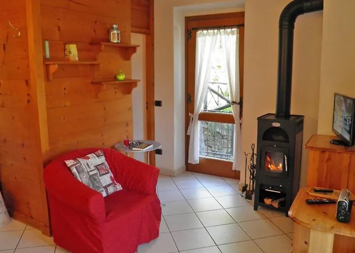 Amarone Classica Apartment Gravedona